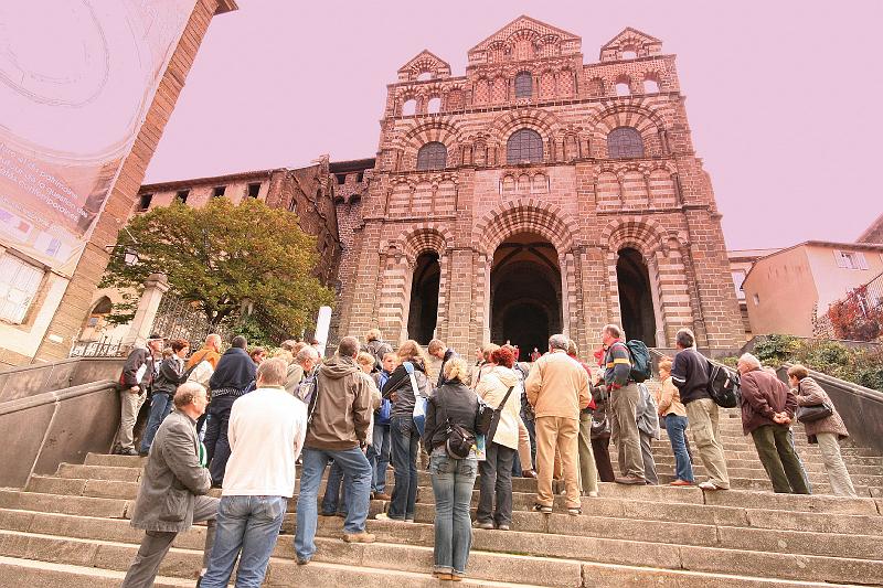 c - Conseil General (11).jpg - Conseil Général - polychromie de pierre : la cathédrale